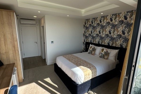 An image labelled 3 Person Room