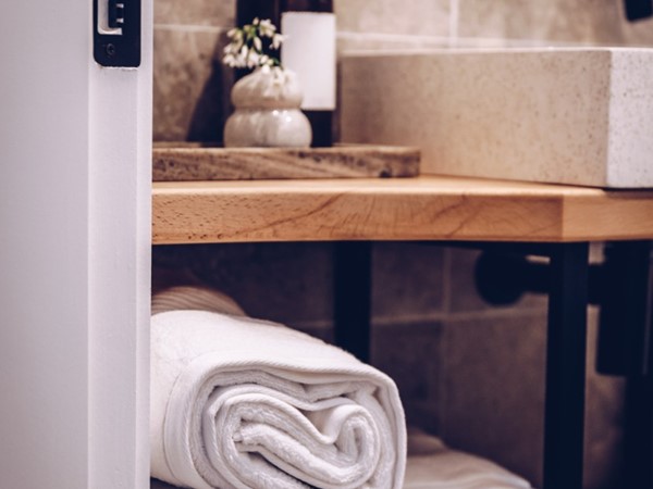 An image labelled Bathroom