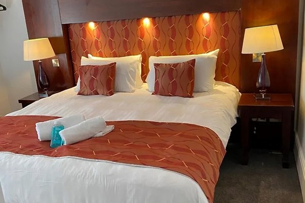 An image labelled Large Double Room