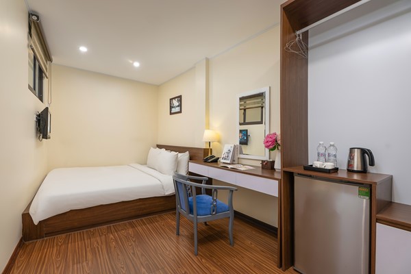 An image labelled Standard Double Room