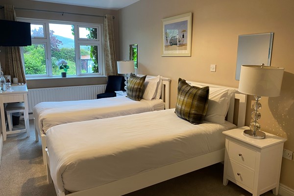 An image labelled Twin Room