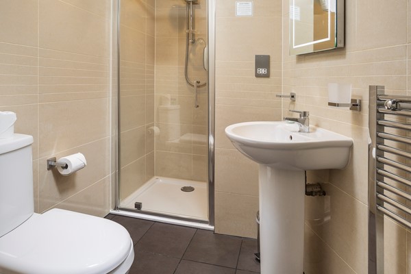 An image labelled Twin Room