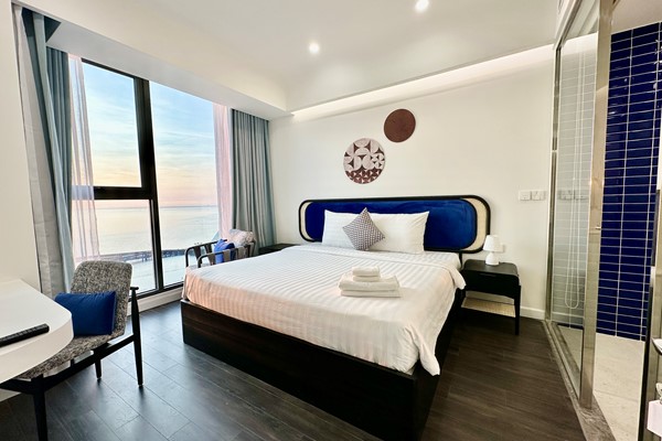 An image labelled Sunset town 3BR_The Luminare Apartment